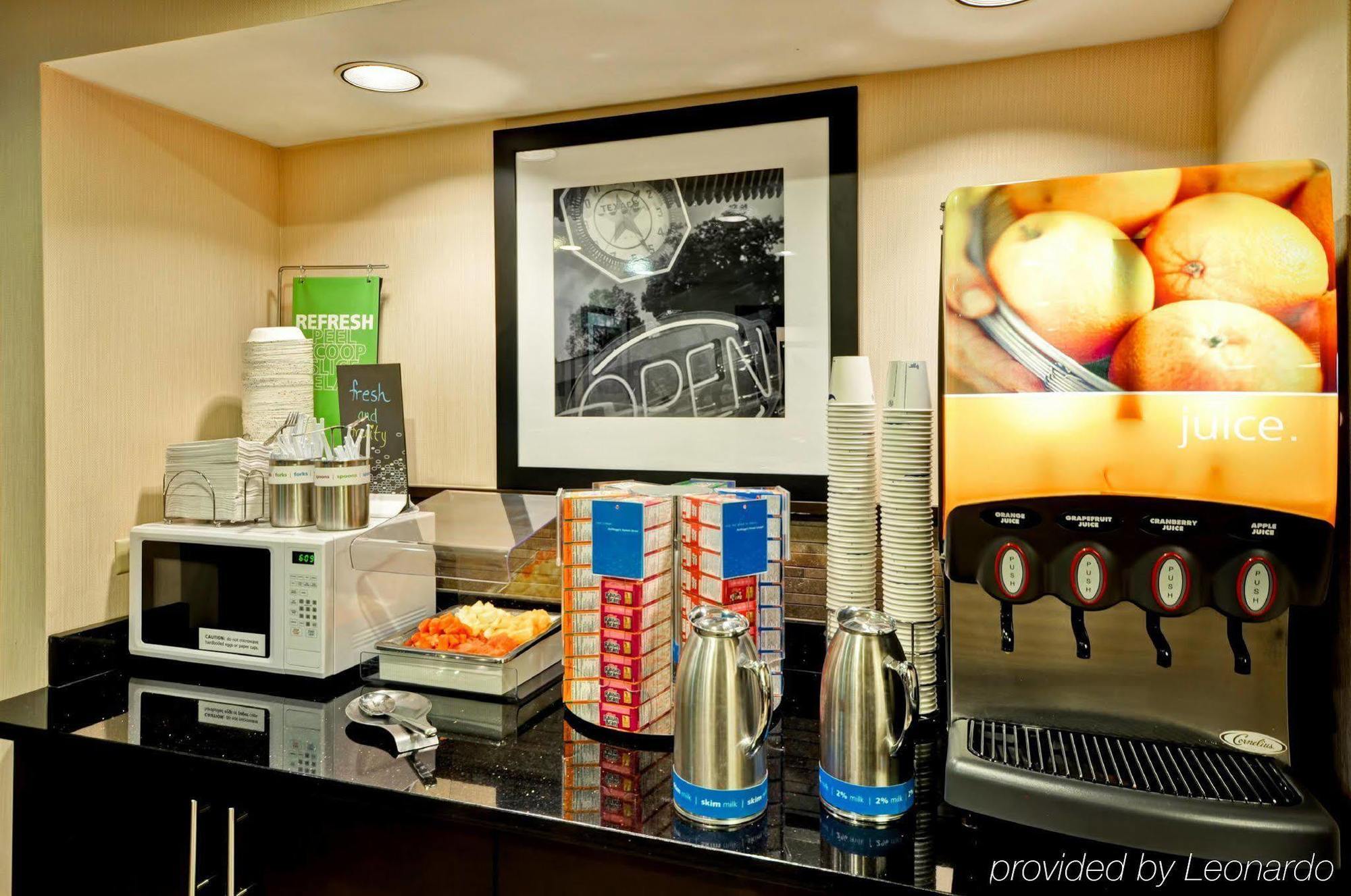 Hampton Inn Detroit Northville Exterior foto