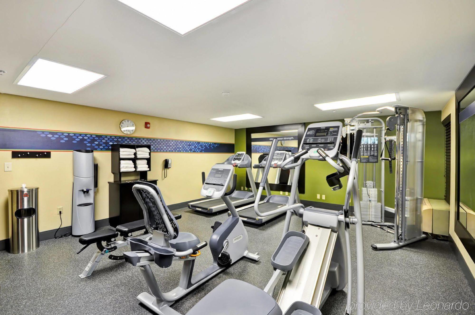 Hampton Inn Detroit Northville Exterior foto
